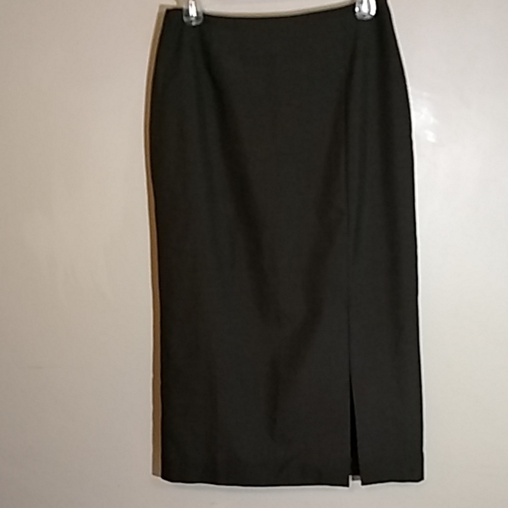 Stephanie Andrews skirt.